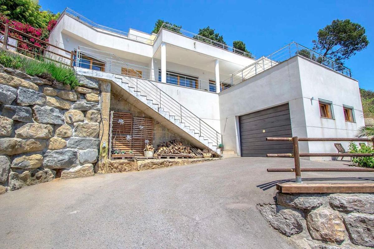 Catalunya Casas Modern Magnificence , Only A Few Km To The Beach! Sant Cebrià de Vallalta Dış mekan fotoğraf
